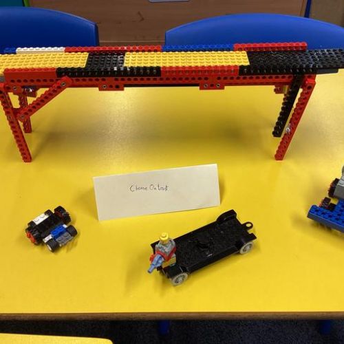 Lego club challenge - build a bridge