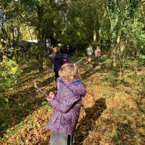 Working together on an Autumn scavenger hunt